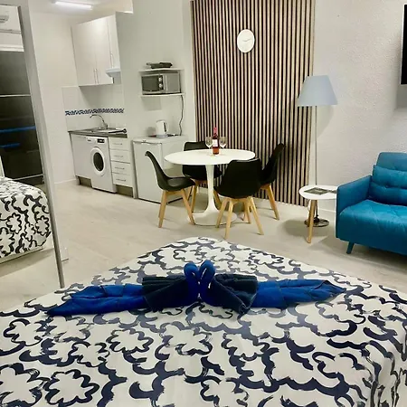 Sea View Апартаменти Адехе