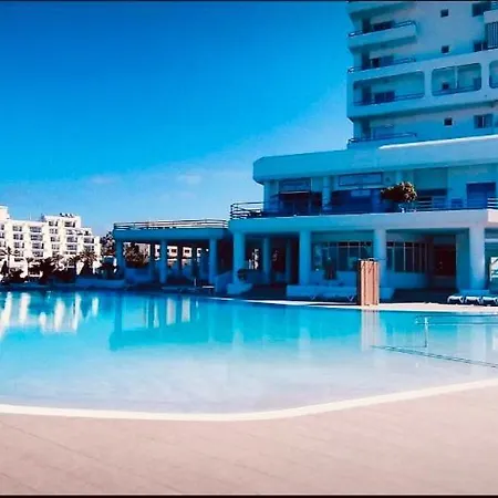 Sea View Апартаменти Адехе